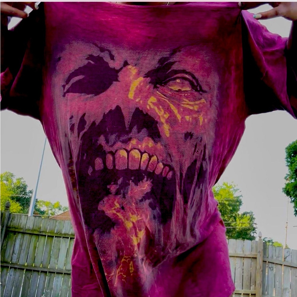 Iconic Edge of Hell Haunted House Vintage oversized tee XL kcmo history made USA